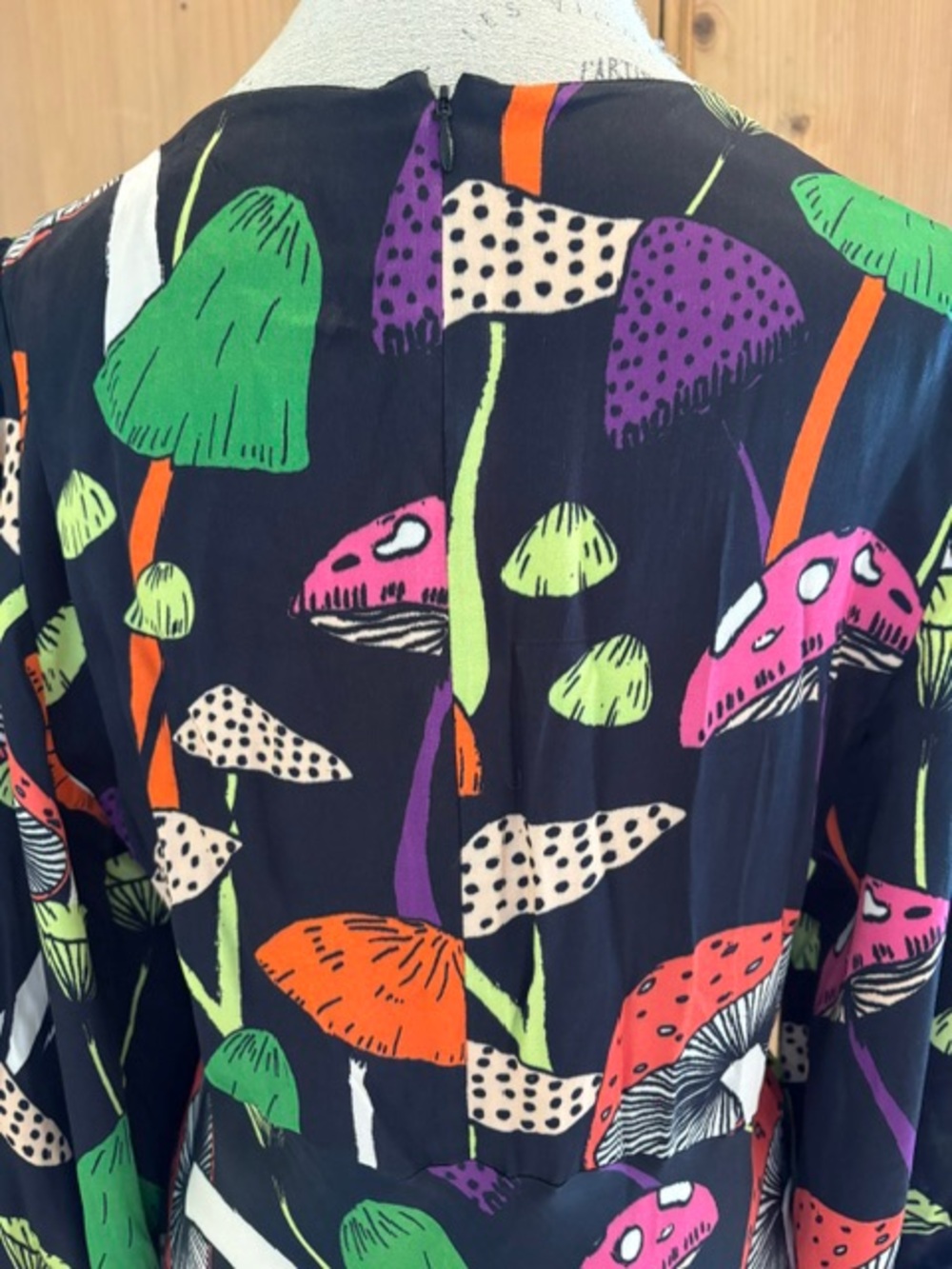 Farm Rio Psychedelic Mushroom-Print Midi Dress - Picture 7 of 8